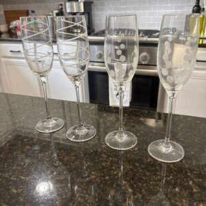 Mikasa Champagne Flutes